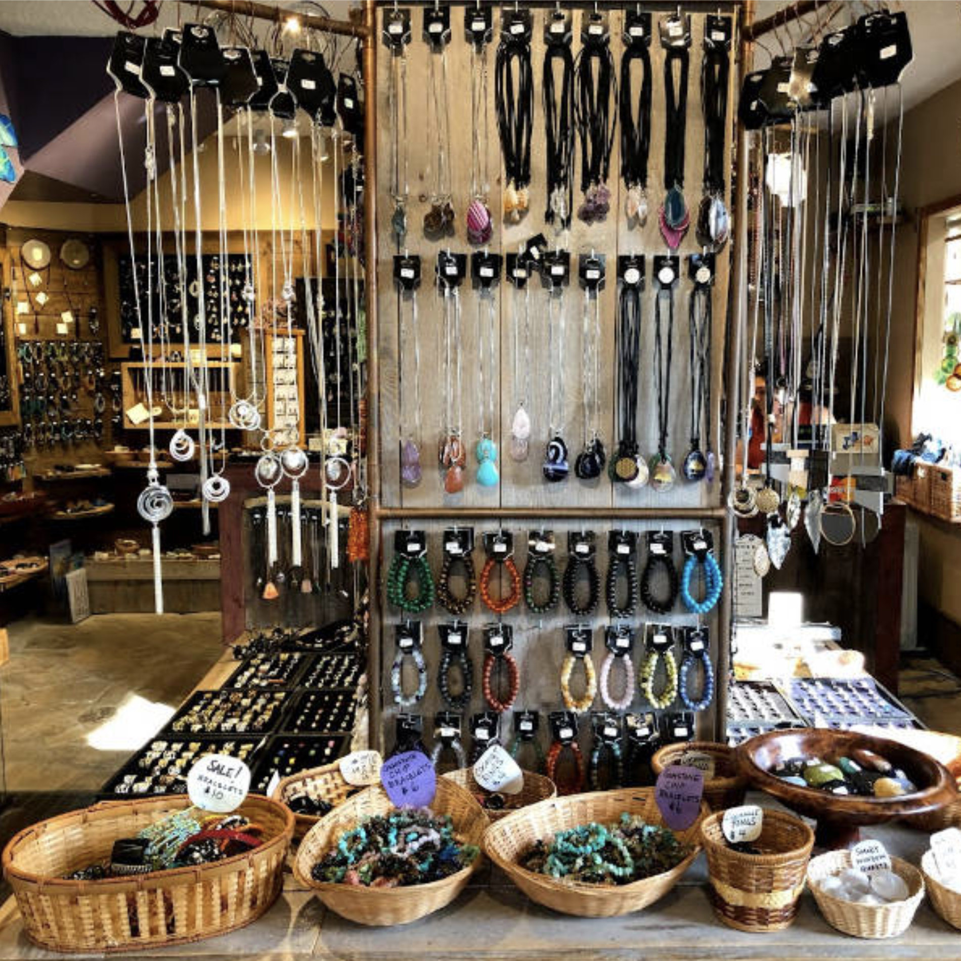 Nature's GiftsGems & Jewellery