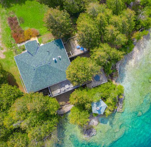 Azure CottageBy Blue Bay